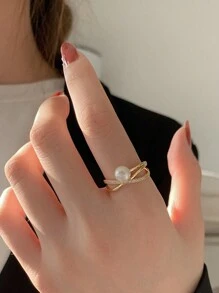 1pc Women's Simple Geometric Line Pattern Pearl And Crystal Rhinestone Ring, Fashionable Party Jewelry, Suitable For Daily Wear - Yellow Gold - View 2