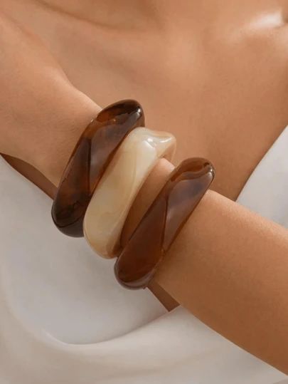 3pcs Asymmetrical Acrylic Semi-Transparent Bracelet, Stylish And Versatile (Handmade With Slight Surface Imperfections)