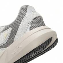 Adidas รองเท้าวิ่งคัตต่ำของผู้หญิง LIGHTBLAZE JQ9975 - สีเทา - ดู 5