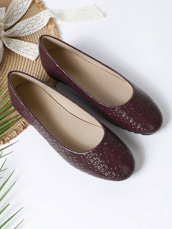 Plus Size Women Comfortable Round Toe Flat Shoes, All Season