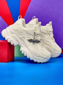 Women Silver Metal Shiny Angel Skull Decor Casual Sneakers With 7cm Thick Sole Platform, Versatile Beige High Heels, Comfortable Warm Autumn/Winter Women Outdoor Sports Shoes For Teenagers, College Students, Breathable Light Weight Non-Slip Summer Mesh Running Shoes For Daily, Date, Gym, Office Wear