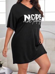 Magliette, pigiami e abbigliamento da relax per donne con taglie forti, progettati con slogan "NOPE NOT TODAY", cuori, perfetti per le serate romantiche - nero - Visualizzare 5