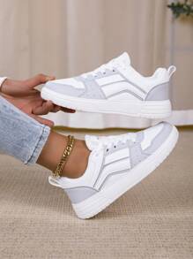 Damskie codzienne sportowe trampki, sznurowane, miękkie podeszwy, płaskie, niskie buty do chodzenia, okrągłe noski, uniwersalne białe buty