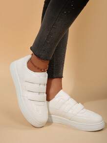 2025 新款钩环女士平底白色运动鞋，百搭休闲硫化鞋，适合春秋季 - 白色 - 查看 4