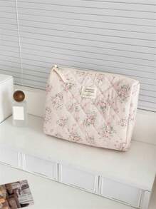 1个春季粉色碎花化妆包，女士旅行大容量化妆品收纳包，便携式化妆品收纳手拿包，带拉链，可收纳化妆品、护肤品、口红、化妆刷、护手霜、耳机、零钱、钥匙等小物件，适合居家、旅行、度假和上学使用。化妆包/化妆袋/护肤包/洗漱包。 - 藕粉色 - 查看 3