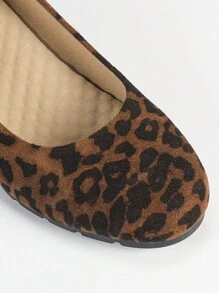 Women's Fashion Soft Comfortable Wedge Heel Pumps - Brown - View 4