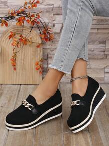 Zapatos de cuña con decoración dorada y suela gruesa para mujer, calzado informal y versátil de plataforma y tacón alto tipo mocasín, para primavera/otoño - Negro - Ver 3