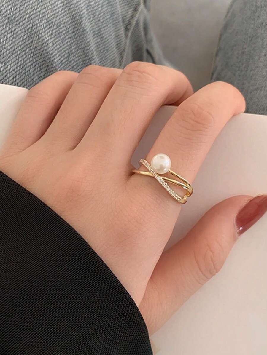 1pc Women's Simple Geometric Line Pattern Pearl And Crystal Rhinestone Ring, Fashionable Party Jewelry, Suitable For Daily Wear - Yellow Gold - View 1