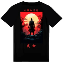 Playera de Samurái con Diseño Artístico Único - Inspirada en la Cultura Japonesa y el Espíritu Guerrero - Negro - Ver 1