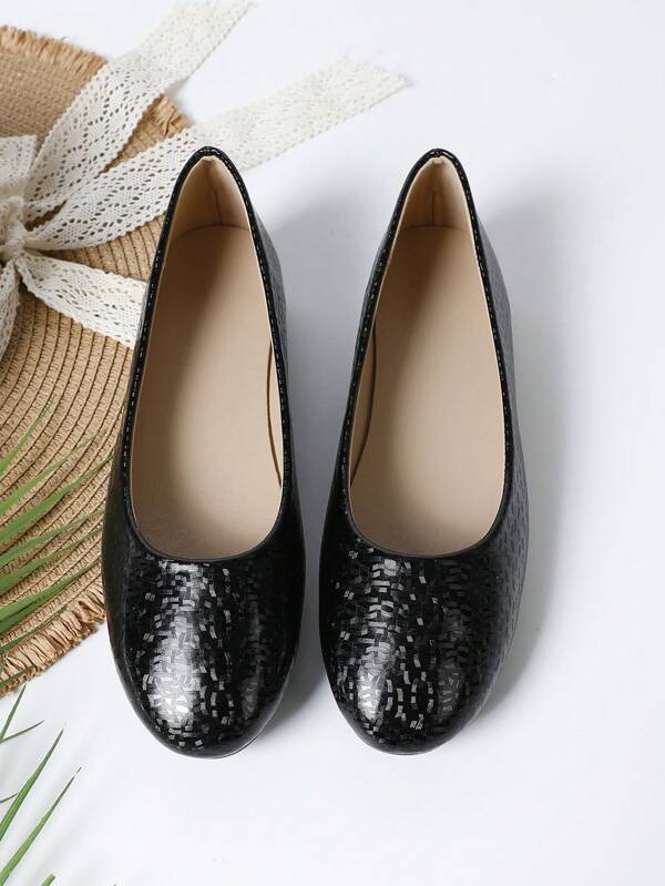 Plus Size Women Flat Round Toe Casual Shoes, All Season