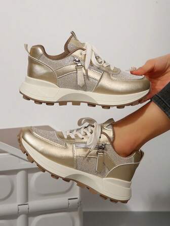 全新女士平底运动鞋，侧拉链，金色系带，闪亮时尚厚底休闲鞋，四季皆宜