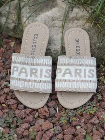 女孩时尚字母轻便拖鞋，休闲简约户外室内旅行必备