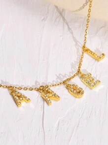 1 pièce Collier personnalisé à la mode, minimaliste, décontracté en acier inoxydable avec zirconium cubique. Cadeau idéal pour la petite amie, la mère, la famille, l'ami, la fille, pour l'anniversaire, la Saint-Valentin, la remise des diplômes, le mariage. Argent, élégant, coloré, vintage, unisexe, hipster, personnalisé, unique. Idéal pour lui, idéal pour elle, petit ami, petite amie, père, mère, famille, amis, pour les anniversaires, les remises de diplômes, les bals, les fêtes. Colliers pour femmes, fournitures scolaires, rentrée scolaire, bureau, école, salle de classe, cadeaux pour les enseignants, université, collègues, chambres d'étudiants, enseignants, garçons et filles, adolescents, élèves du collège, lycée, étudiants d'université, étudiants, première année, deuxième année, classes inférieures.