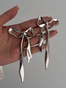 1 Cặp bông tai nơ ruy băng vàng kim loại sáng tạo tối giản, bông tai đính đá bất đối xứng thanh lịch và thời trang dành cho phụ nữ - Bạc - Xem 4