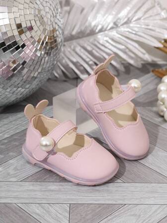 女童时尚可爱纯色软底平底鞋带灯，轻便防滑玛丽珍鞋，适合春夏季