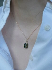 1pc S925 Sterling Silver Gold Plated Wedding Square Emerald Pendant Necklace, Sterling Silver Hypoallergenic, Simple And Versatile Olive Green Pendant Necklace, Suitable For Women's Daily And Party Wear