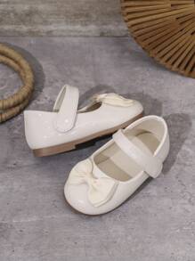 女孩珍珠蝴蝶结装饰皮革软底公主鞋，春秋夏季新款 - 米色 - 查看 5