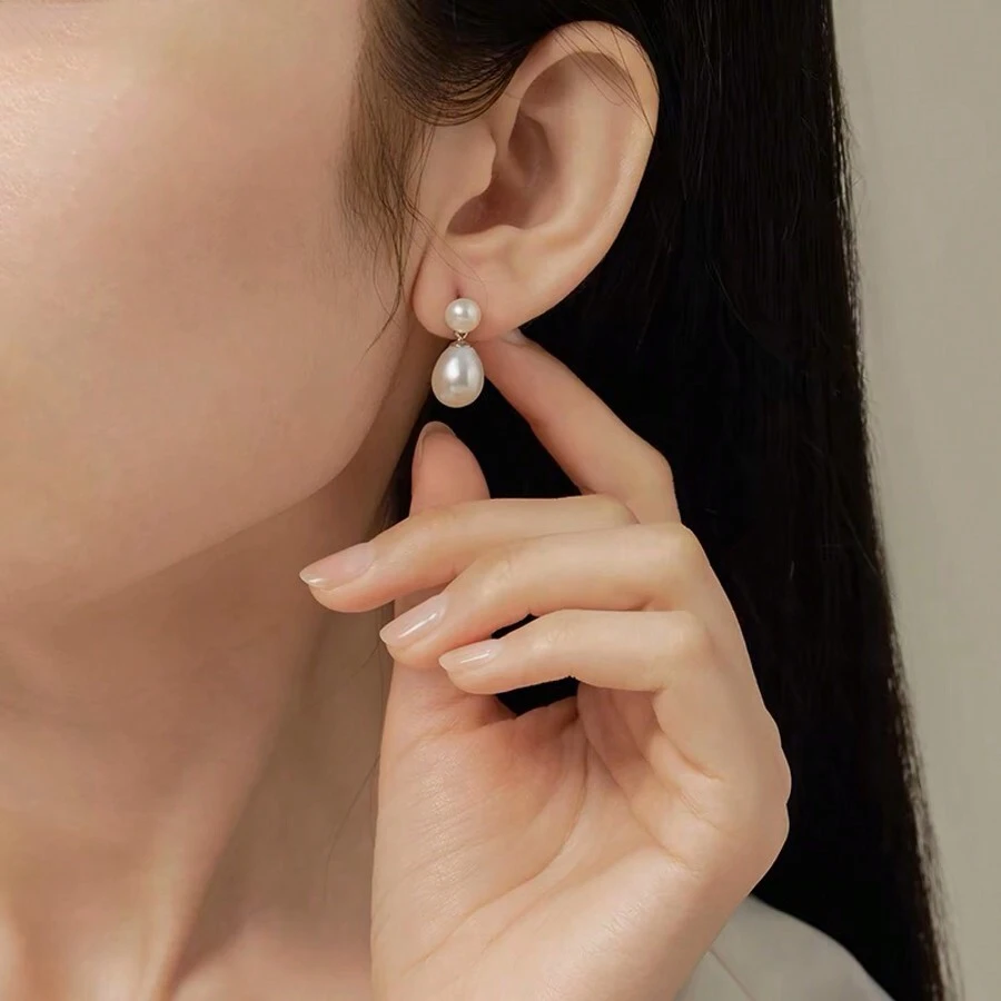 White Freshwater Droplet Pearl S925 Silver Ear Nail Suitable For Daily Wear By Women - White - View 1