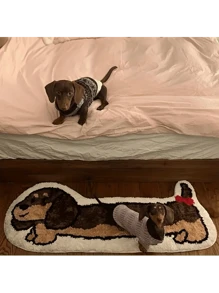 1pc Dachshund Dog Shaped Plush Fluffy Area Rug, Suitable For Bedroom, Living Room, Basket Chair, Dressing Table, Polyester Material Machine Washable, Cute Sausage Dog Floor Carpet With Non-Slip Rug Pad (Highly Recommend Adding Non-Slip Stickers For Safer Use)
