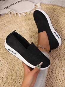 Antypoślizgowe oddychające buty sportowe dla kobiet, koreańska wersja studenckie uniwersalne buty casualowe z grubą podeszwą, damskie siateczkowe trampki wsuwane