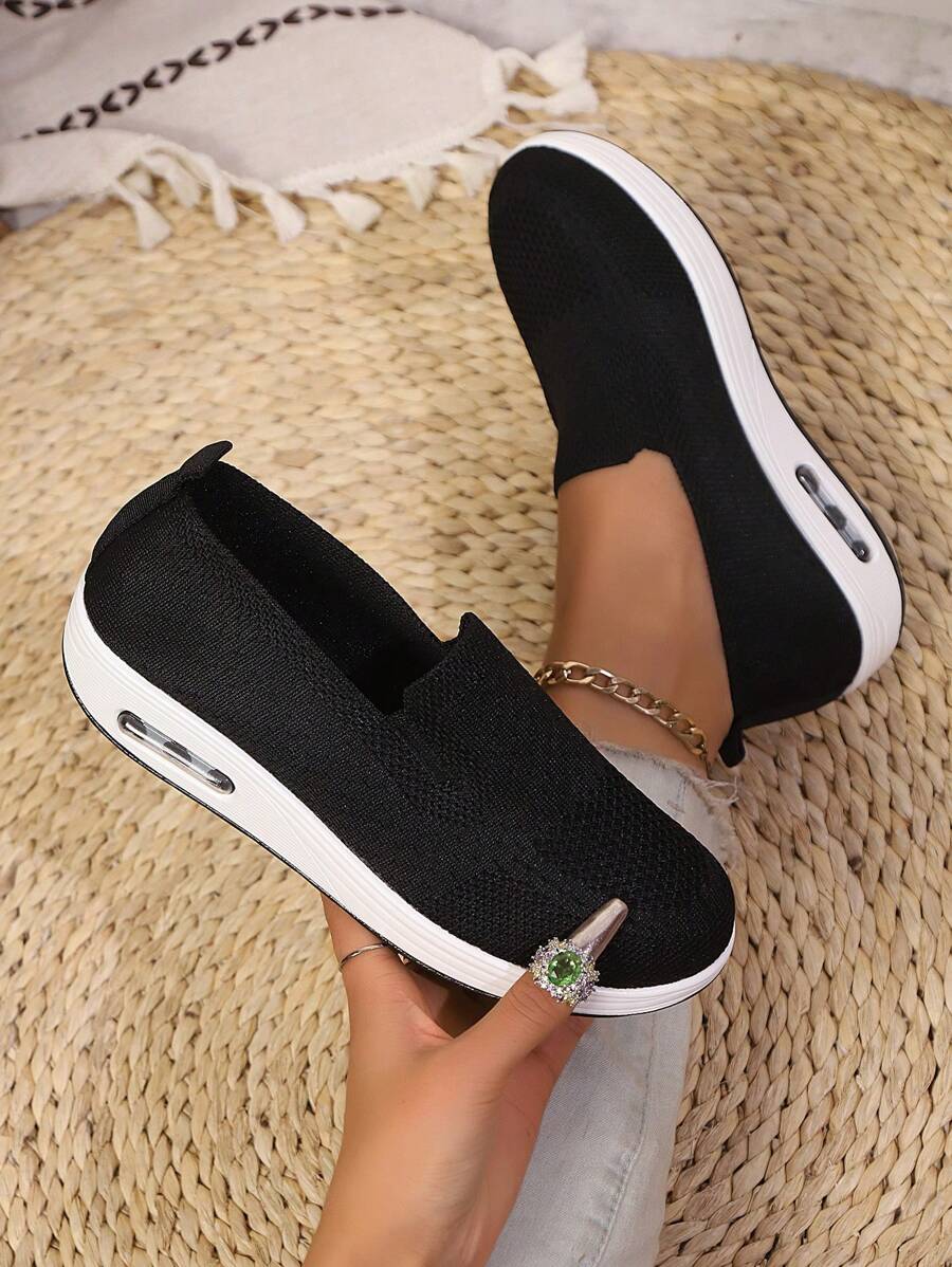 Antypoślizgowe oddychające buty sportowe dla kobiet, koreańska wersja studenckie uniwersalne buty casualowe z grubą podeszwą, damskie siateczkowe trampki wsuwane