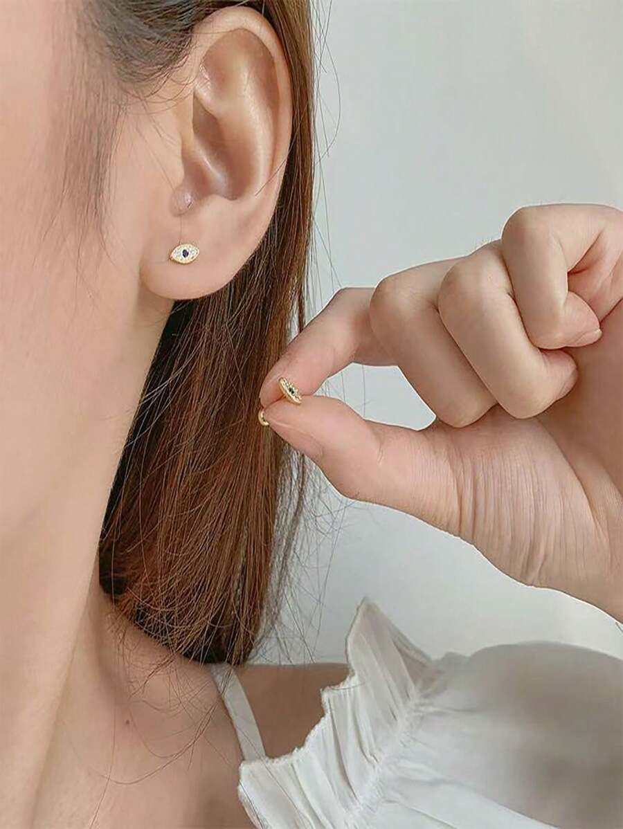 1pc Simple New Fashion Micro-Inlaid Rhinestone Blue Eye Stainless Steel Cartilage Earring