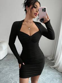 abyoxi 黑色优雅性感甜心领长袖褶皱修身迷你派对连衣裙，适合约会、浪漫场合、时尚穿搭、婚礼、返校季、秋冬季节。