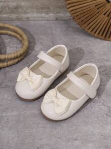 女孩珍珠蝴蝶结装饰皮革软底公主鞋，春秋夏季新款 - 米色 - 查看 8