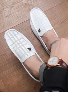 idocity Men's Spring/Summer Black Hollow Breathable Casual Slip-On Driving Shoes With Soft Sole And Bean Design - White - View 4