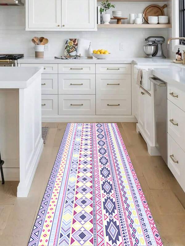 1pc Christmas Tree Carpet, Made Of Flannel, Non-Shedding, Non-Fading, Soft & Breathable, Anti-Slip & Durable, Easy To Clean, Suitable For Kitchen