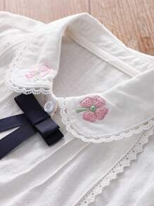 Girls Elegant Lace Trim Embroidered Floral Long Sleeve White Blouse, Sweet School Uniform Base Layer, Spring New Arrivals, Autumn - White - View 2