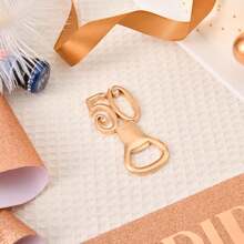 Zestaw 10 złotych otwieraczy do butelek 30, 40, 50, 60, 70, 80 na prezenty urodzinowe 30, 40, 50, 60, 70, 80, przyjęcia urodzinowe, prezenty rocznicowe, pamiątki ślubne i prezenty dla gości, prezenty walentynkowe, artykuły kuchenne i barowe, upominki na przyjęcia