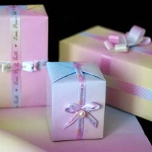 4 Stücke/Set bunte Regenbogendesign Geschenkpapiere, Geburtstagsggeschenkpapier, 4 Designs, geeignet für Frauen, Feiertag Party Dekorationen Geschenkpapierset, Weihnachten