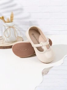 1 Pair Girls Round Toe PU Hook & Loop Soft Bottom Flat Shoes, Suitable For All Seasons - Beige - View 2