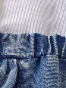 2pcs Young Girl Sweet Floral Trim Sleeveless Top And Ruffle Trim Playful Denim Shorts Set, Summer