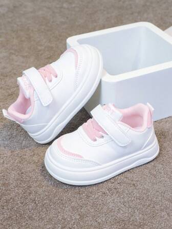 1 双婴儿/幼儿柔软舒适平底休闲运动鞋，适合日常运动和跑步，四季皆宜