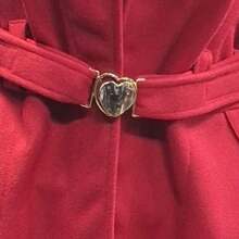 Abrigo Largo para Dama con Cinturon de Corazón - Rojo - Ver 1