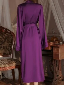 QING ROU Bata larga de satén púrpura elegante con mangas acampanadas y adorno de encaje suave para mujer, suave y cómoda, incluye cinturón para estar en casa, otoño, invierno - Morado - Ver 3