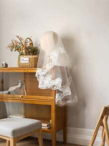 1pc French Vintage Lace Trimming Short Bridal Veil, Romantic & Elegant Wedding Photo Decoration Hair Accessory - White - View 4
