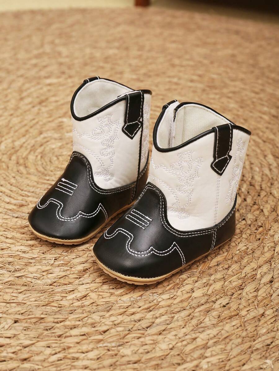 Yibubu 棕色嬰兒鞋 西式靴子 嬰兒靴 復古刺繡圖案 平底鞋 高筒 防滑 初次行走 - 黑與白 - 查看 1
