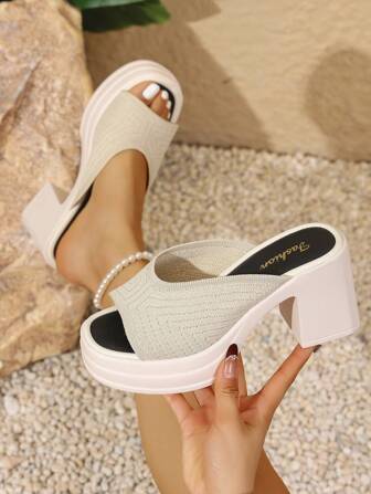 Sandalias de plataforma cuña de dama de moda clásica, nuevos modelos 2025 de estilo casual y elegante europeo y americano con punta redonda para uso al aire libre