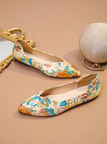 Plus Size 35-45 Women's Spring/Autumn New Fashion Casual Pointed Toe Flat Shoes, Comfortable Daily Work Driving Slimming Loafers, Random Printed Pattern