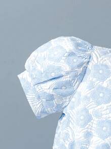 Young Girl' Jacquard Bow Puff Sleeve Dress, Fresh Countryside Style, Short Sleeve Design, Soft & Skin-Friendly Fabric, Suitable For Daily , Afternoon Tea, Vacation Photo Shoot, Fits Girls Aged 4-7, Spring/Summer - Light Wash - View 4