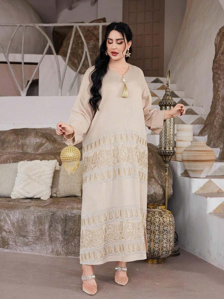 2026新款斋月传统优雅刺绣金/银阿拉伯女式长袍，带流苏、V领、开衩下摆和中长袖