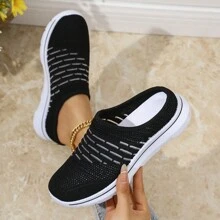 2025新款女士休闲鞋，女士运动鞋，女士步行鞋，女士平底鞋，女士一脚蹬鞋，女士黑色鞋，女士镂空透气鞋
