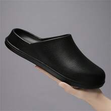 Men's Chef Shoes, Closed-Toe Sandals, Breathable Slip-On Clogs, Non-Slip, Comfortable, Lightweight, Soft, Suitable For Kitchen Work, Fashion Black, Plus Size