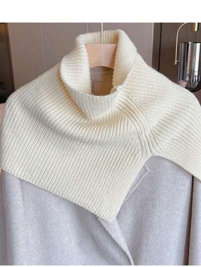 1pc Knitted Slit Pullover Solid Color Scarf: A Warm, Neck-Protecting And Versatile Scarf. It Is A Simple, Stylish, Solid Color And Soft Shawl, As Well As An Outdoor Windproof And Cold-Resistant Outer Cloak. Suitable For Daily Travel And Home Use As An Accessory.