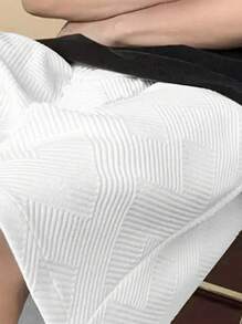 Summer White Jacquard Knitted Loose Straight Leg Shorts For Men, Casual, Sports, Versatile Solid Color, Mid-Thigh Length - White - View 4
