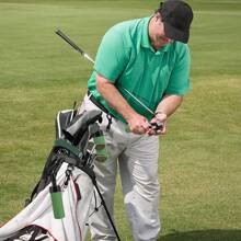 Golf Club Brush Cleaning Kit For Golf Groove Cleaner With Extrusion Water Bottle & Hook, Golf Club Bag Accessories Water Dispenser Cleaner For Men Women - 1 Pack Green - View 6