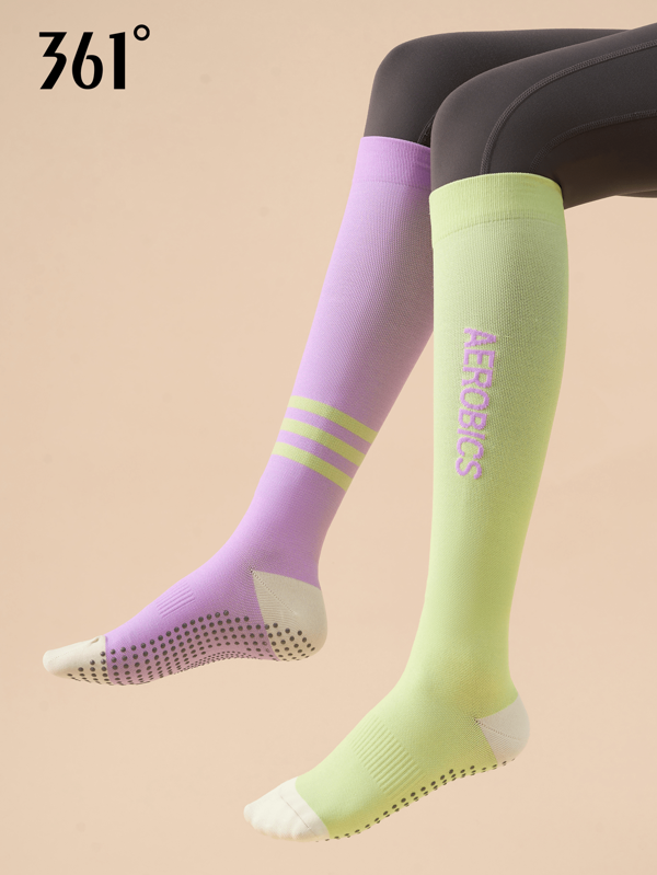 361degree Calzini da yoga da donna per tutte le stagioni, lunghi fino alla caviglia, professionali, antiscivolo per pavimenti, rimbalzo resistenti, ad asciugatura rapida, traspiranti, con costine ad alta elasticità e protezione alla caviglia, adatti per palestra, pilates, yoga, danza, sport con palla, ciclismo, coordinabili con vari colori disponibili